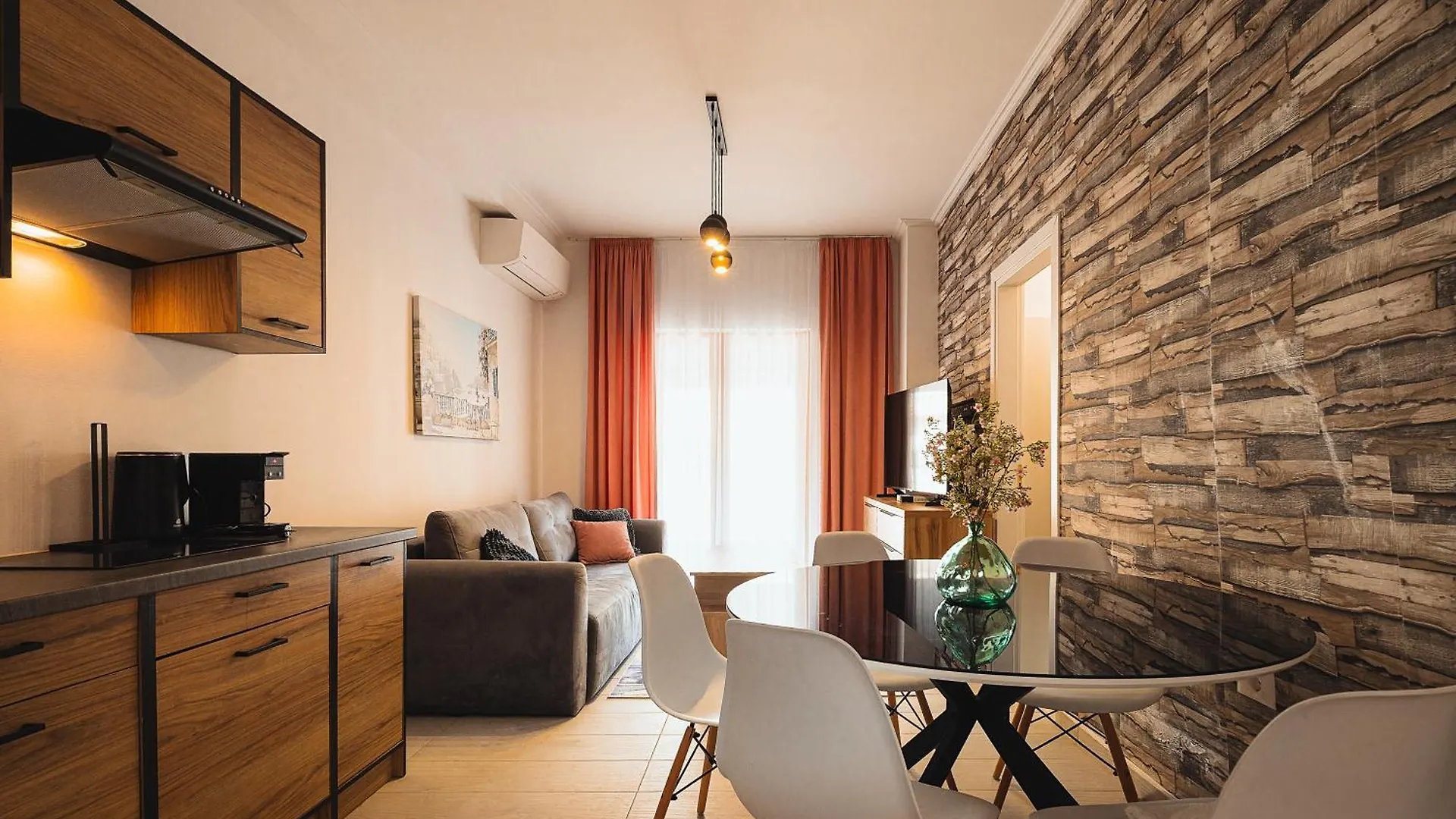 Apartment Cindy Sarande