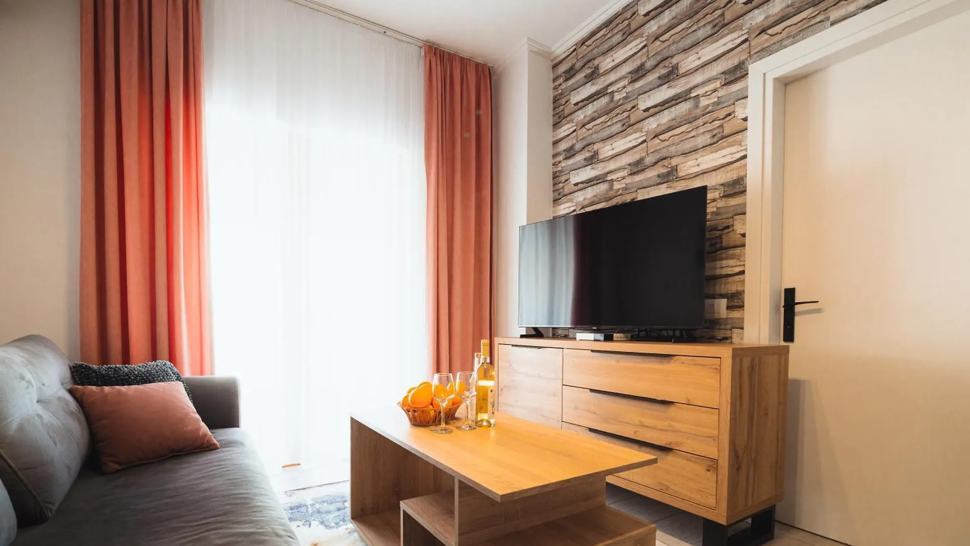 Apartment Cindy Sarandë